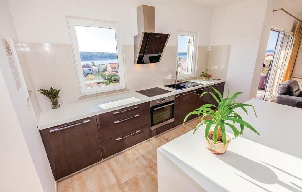 Barbat na Rabu Apartments Host מראה חיצוני תמונה